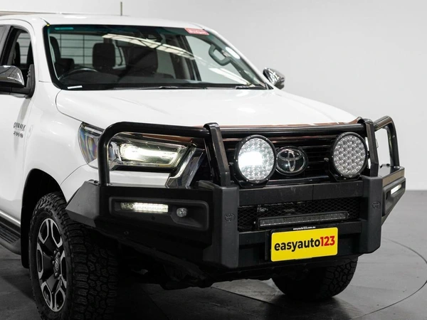 2022 Toyota Hilux SR5 Diesel Automatic 4WD