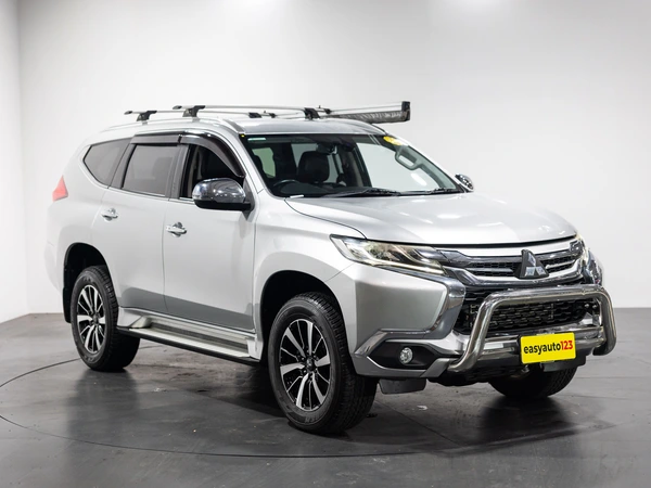 2016 Mitsubishi Pajero Sport GLS Diesel Automatic 4WD