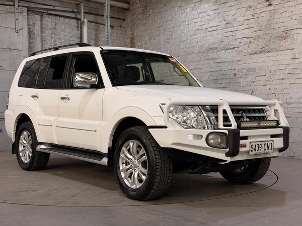 2019 Mitsubishi Pajero Exceed 4WD Automatic Diesel
