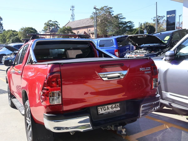 2017 Toyota Hilux SR5 Automatic Diesel 4WD