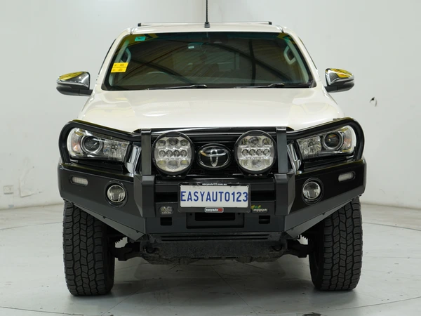 2019 Toyota Hilux SR5 Diesel 4WD Automatic