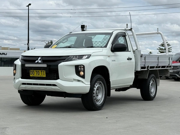 2021 Mitsubishi Triton GLX 4WD Automatic Diesel