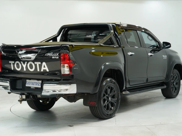 2017 Toyota Hilux SR5 Diesel Automatic 4WD