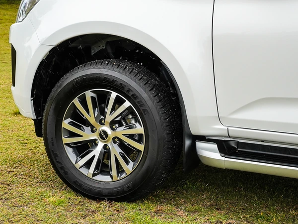 2025 Isuzu D-max LS-U+ Diesel Automatic 4WD