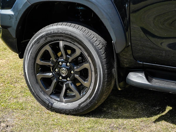 2022 Toyota Hilux Rogue Diesel 4WD Automatic