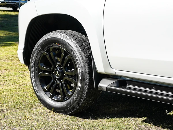2023 Mitsubishi Triton GLX-R Diesel Automatic 4WD
