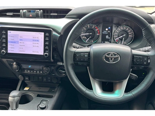 2024 Toyota Hilux SR5 Turbo Diesel 4WD Automatic