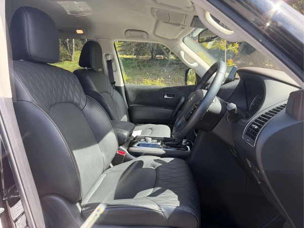 2025 Nissan Patrol Ti Y62 4WD Automatic Leather Seats Wireless Charging