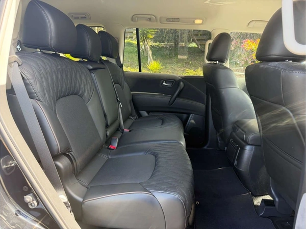 2025 Nissan Patrol Ti Y62 4WD Automatic Leather Seats Wireless Charging