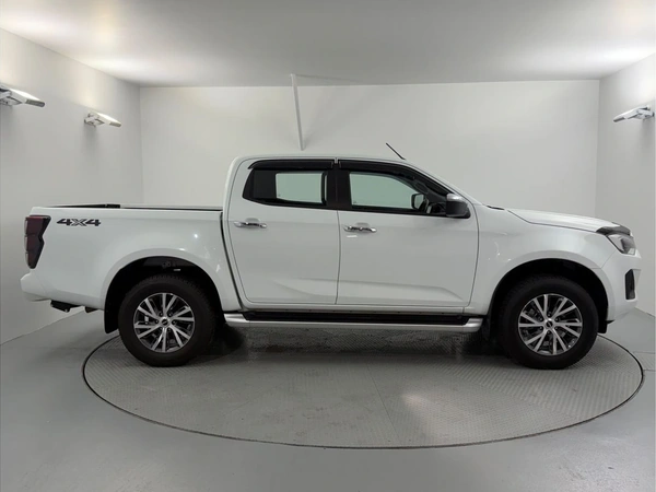 2025 Isuzu D-MAX LS-U Turbo Diesel 4WD Automatic
