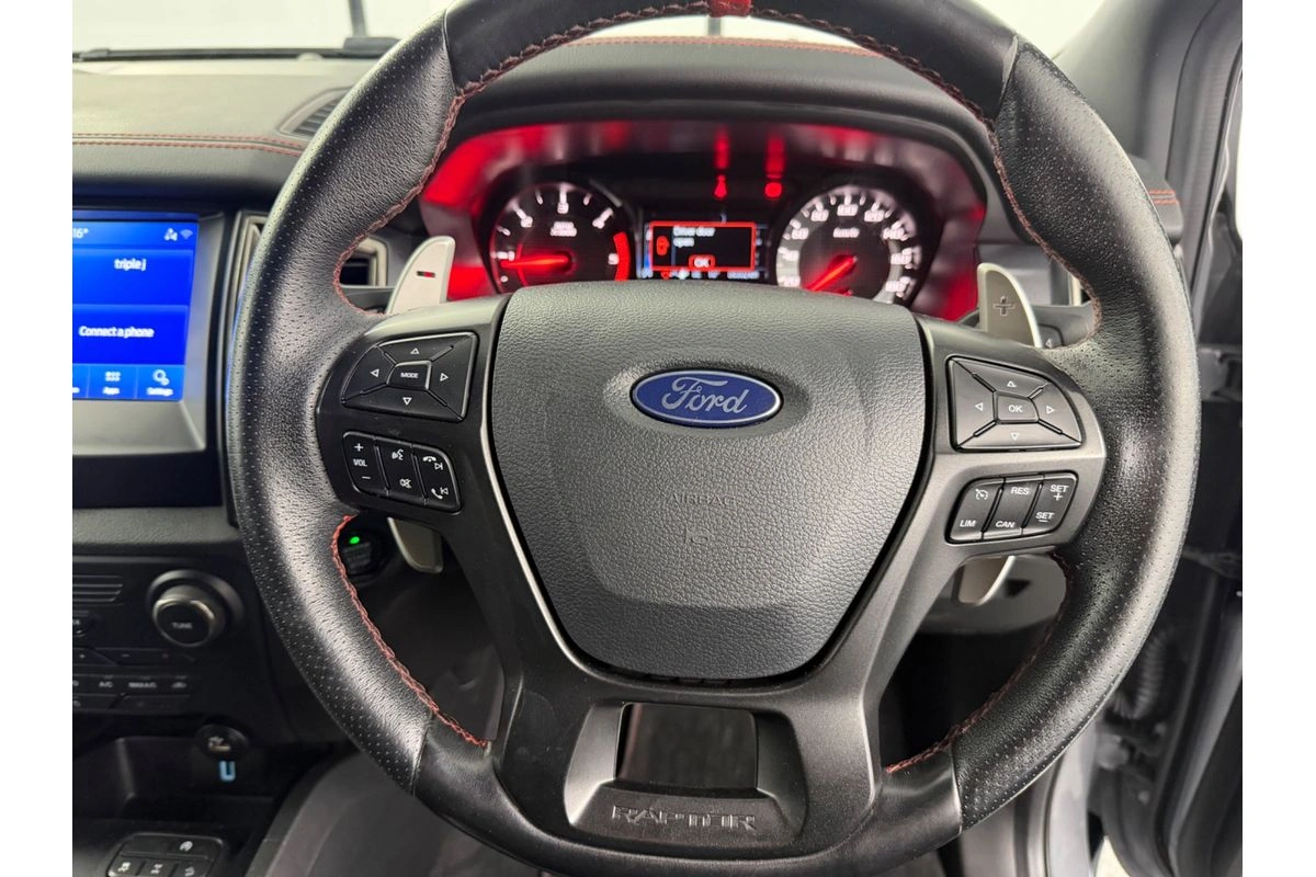 Photo 32