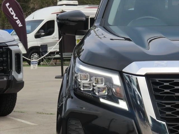 2021 Nissan Navara ST 4WD Automatic