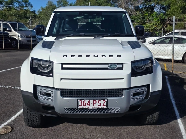 2020 Land Rover Defender 110 D300 SE Diesel Automatic
