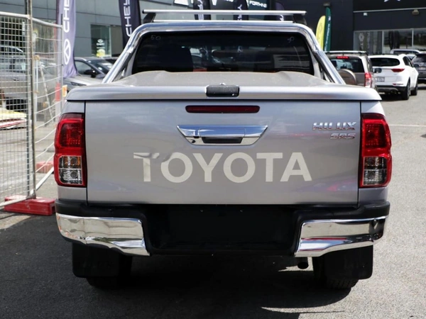 2015 Toyota Hilux SR5 Turbo Diesel Automatic 4WD