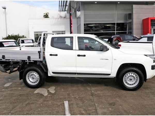 2026 Mitsubishi Triton GLX Turbo Diesel 4x4 Manual Transmission