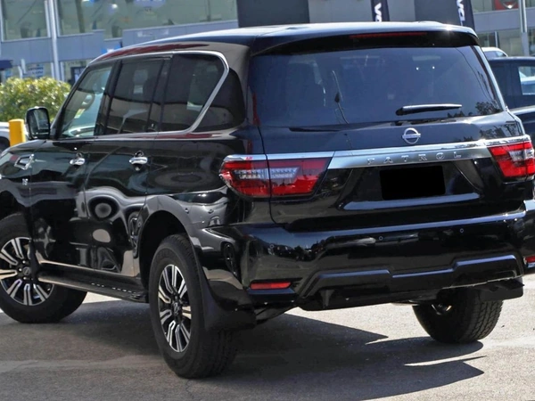 2026 Nissan Patrol Ti Y62 4WD Automatic Leather Seats