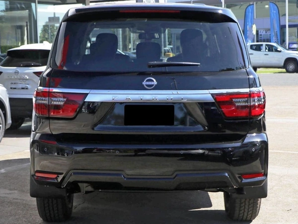 2026 Nissan Patrol Ti Y62 4WD Automatic Sunroof Bluetooth