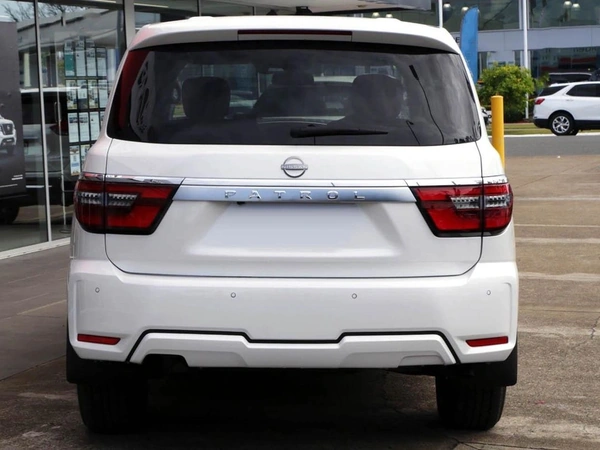 2026 Nissan Patrol Ti Y62 4WD Automatic Navigation System Bluetooth Connectivity
