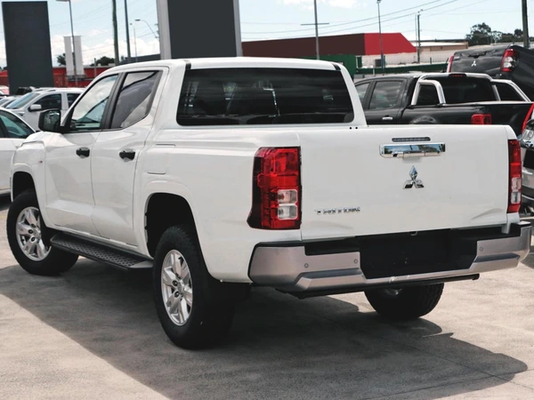 2026 Mitsubishi Triton GLX+ 4WD Diesel Automatic