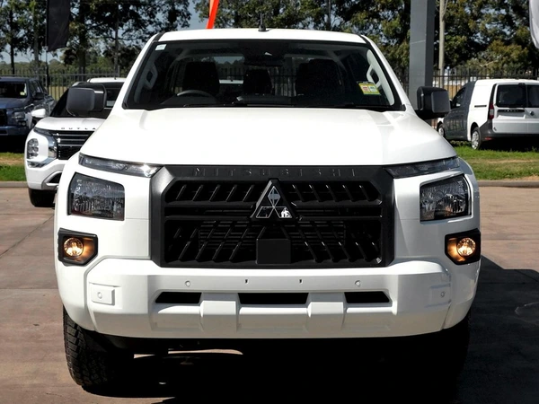 2026 Mitsubishi Triton GLX+ 4WD Auto Diesel