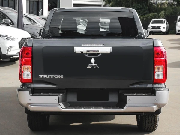 2026 Mitsubishi Triton GLX+ 4WD Diesel Manual