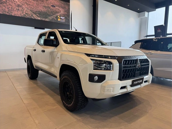 2025 Mitsubishi Triton GLX CVT 4WD Turbo Diesel