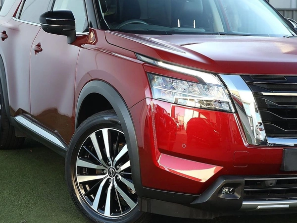 2024 Nissan Pathfinder Ti-L AWD Automatic