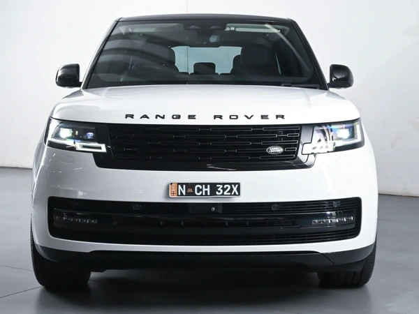 2023 Land Rover Range Rover D350 HSE AWD Panoramic Sunroof