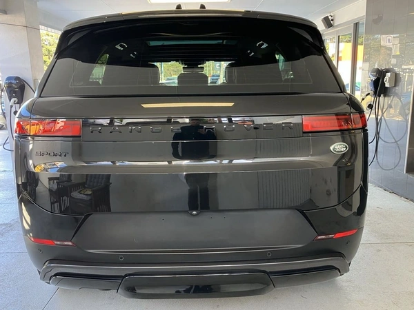 2023 Land Rover Range Rover Sport D250 SE Turbo Diesel Automatic