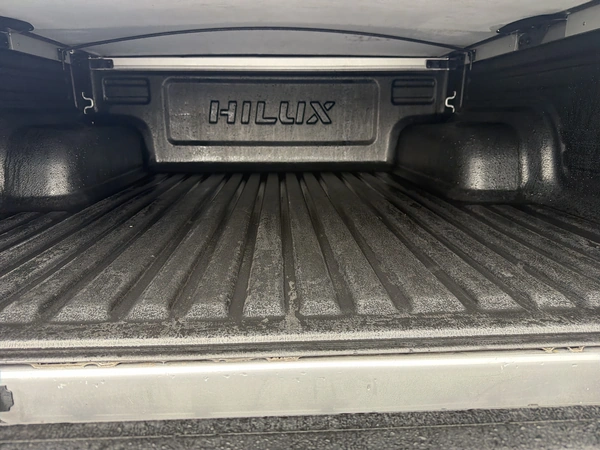 2022 Toyota Hilux SR5 AWD 4WD