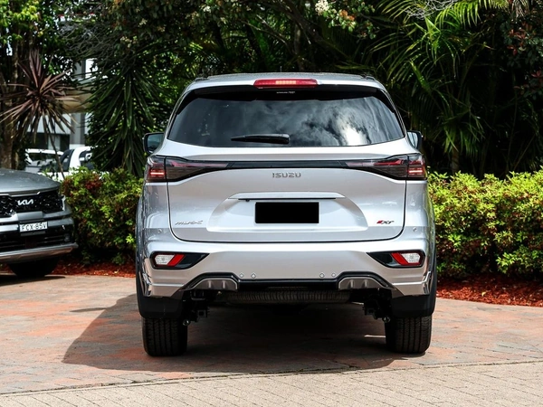 2026 Isuzu MU-X X-TERRAIN Turbo Diesel 4WD Automatic