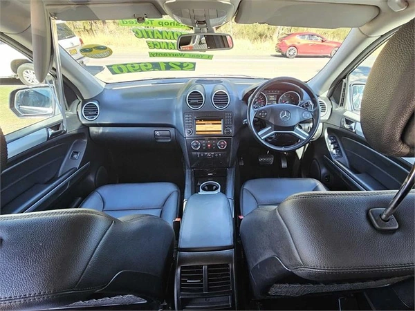 2010 Mercedes-Benz ML 350 4WD Automatic V6