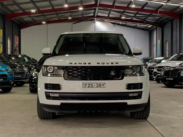 2013 Land Rover Range Rover Vogue 4WD Automatic