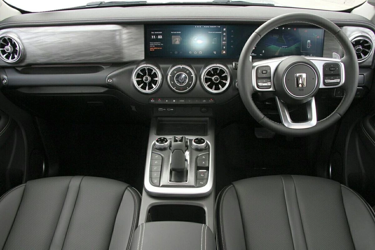 Photo 12