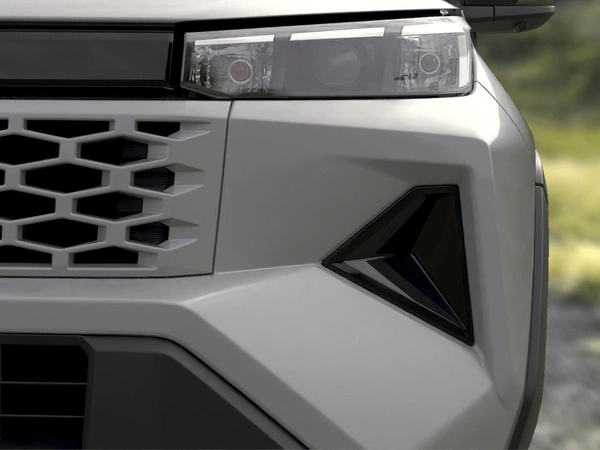 2025 Toyota HiLux SR 4WD Automatic Diesel