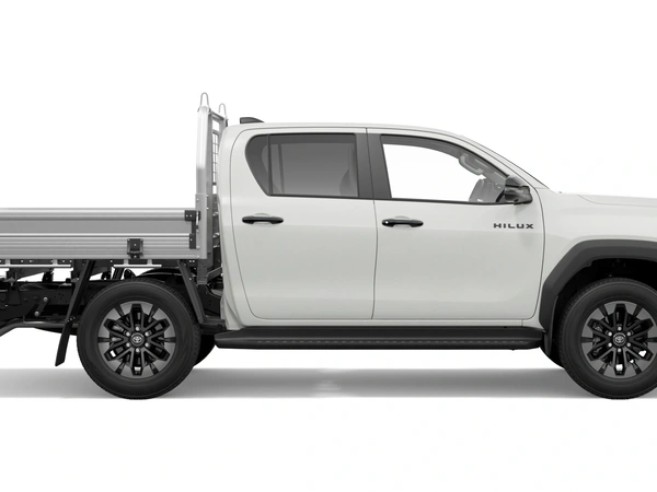 2026 Toyota HiLux SR5 4WD Manual 2.8 L Diesel