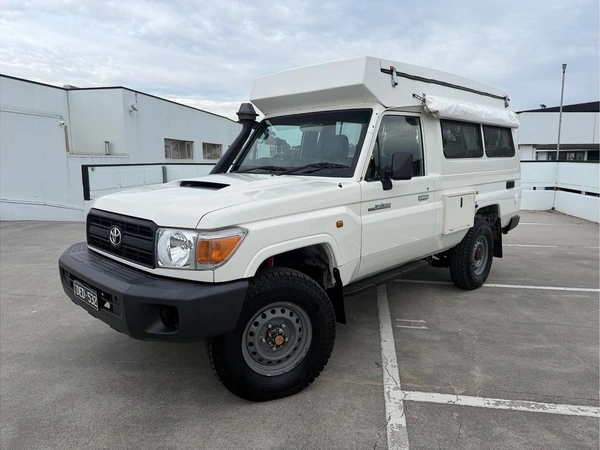 2014 Toyota Landcruiser Workmate Troopcarrier Manual 4WD Turbo Diesel