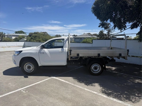 2023 Toyota Hilux SR Turbo Diesel 4WD Manual