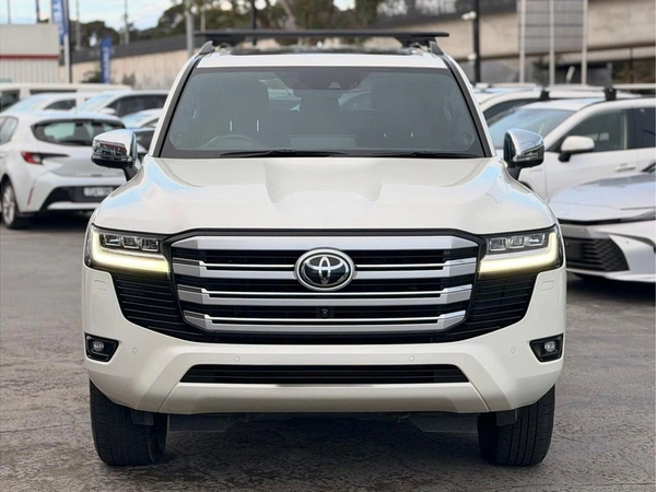 2024 Toyota Landcruiser Sahara Turbo Diesel Automatic 4WD