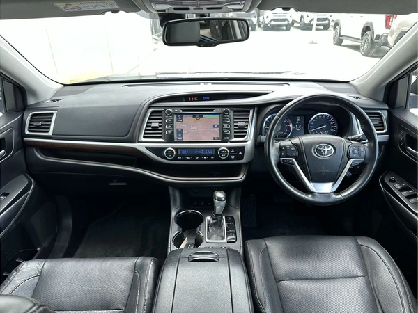 2014 Toyota Kluger Grande AWD Leather Seats Sunroof