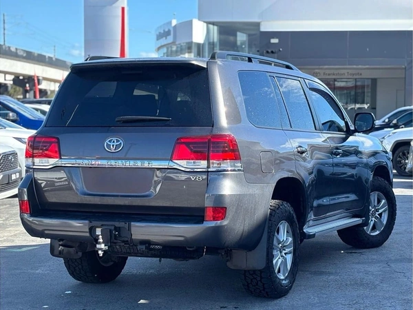 2016 Toyota Landcruiser GXL Turbo Diesel 4WD Automatic