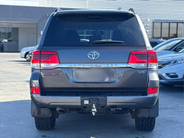 2016 Toyota Landcruiser GXL Turbo Diesel 4WD Automatic
