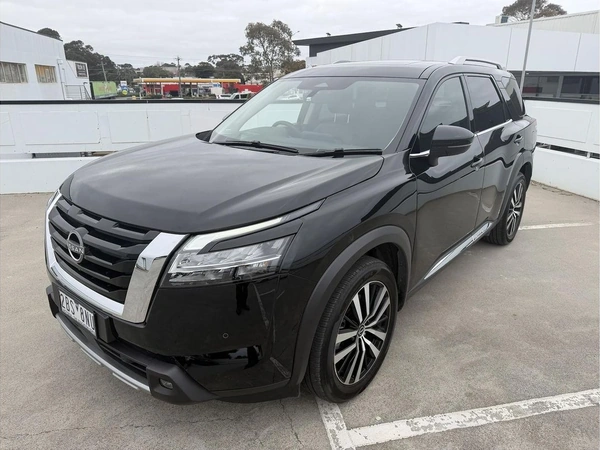2024 Nissan Pathfinder Ti-L 4WD Automatic Sunroof Leather Seats