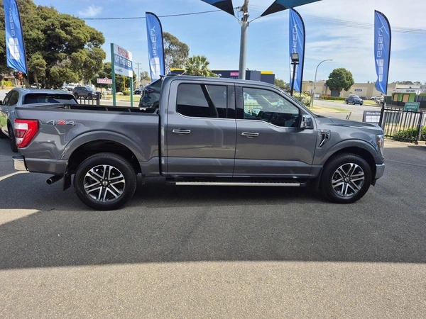 2023 Ford F-150 Lariat 4WD Automatic